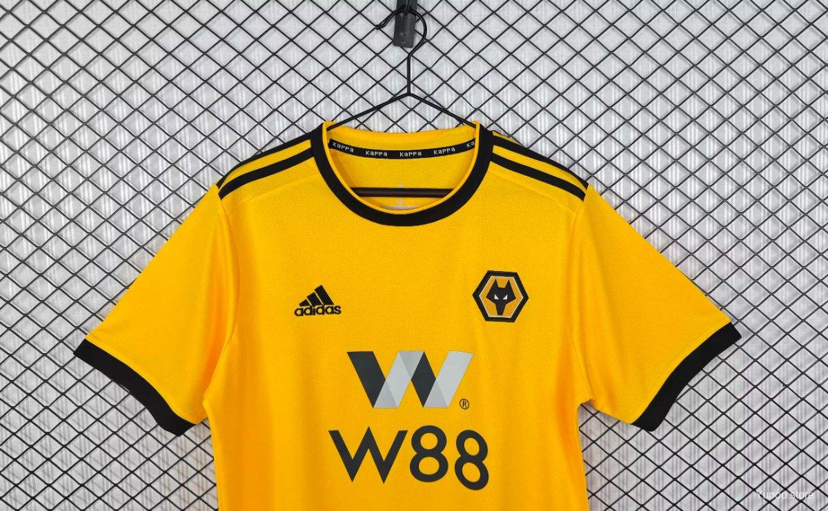 Retro 18/19 Wolverhampton Wanderers Home Jersey - Image 8